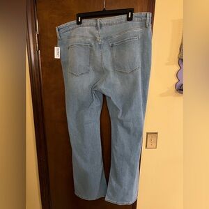 NWT Old Navy wow flare jeans size 18